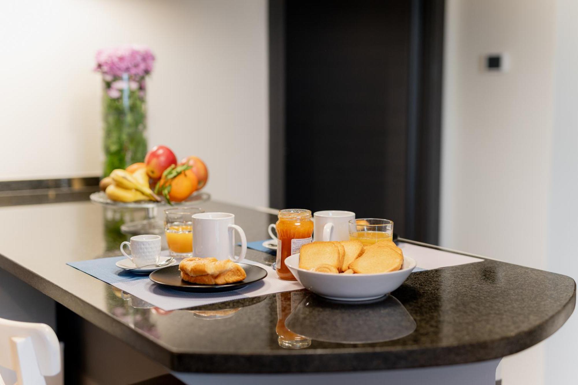 Nottolini 242 Apartment ลุคคา ภายนอก รูปภาพ