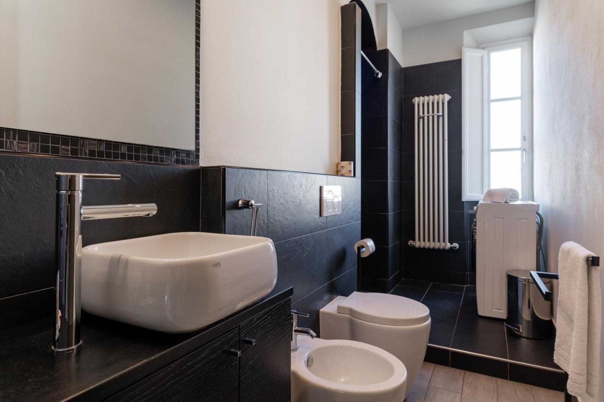 Nottolini 242 Apartment ลุคคา ภายนอก รูปภาพ